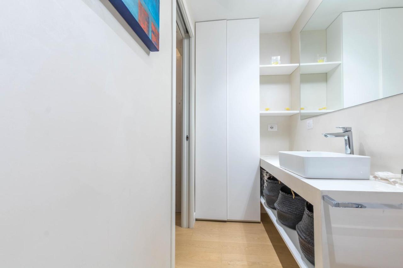 Apartment Altido Gorgeous Loft For 4 Near Arco Della Pace *
